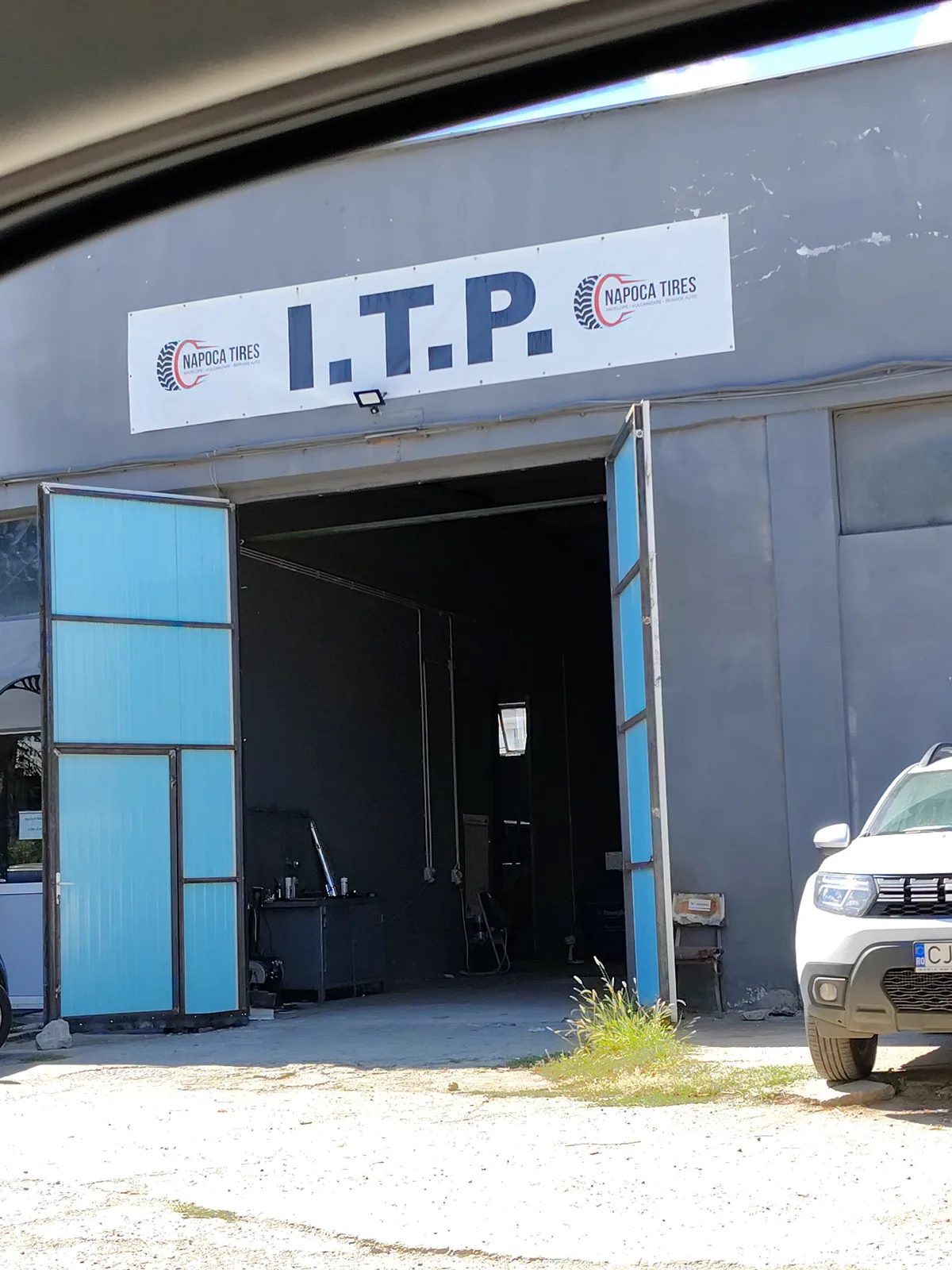 SC NAPOCA TIRES SRL — exterior